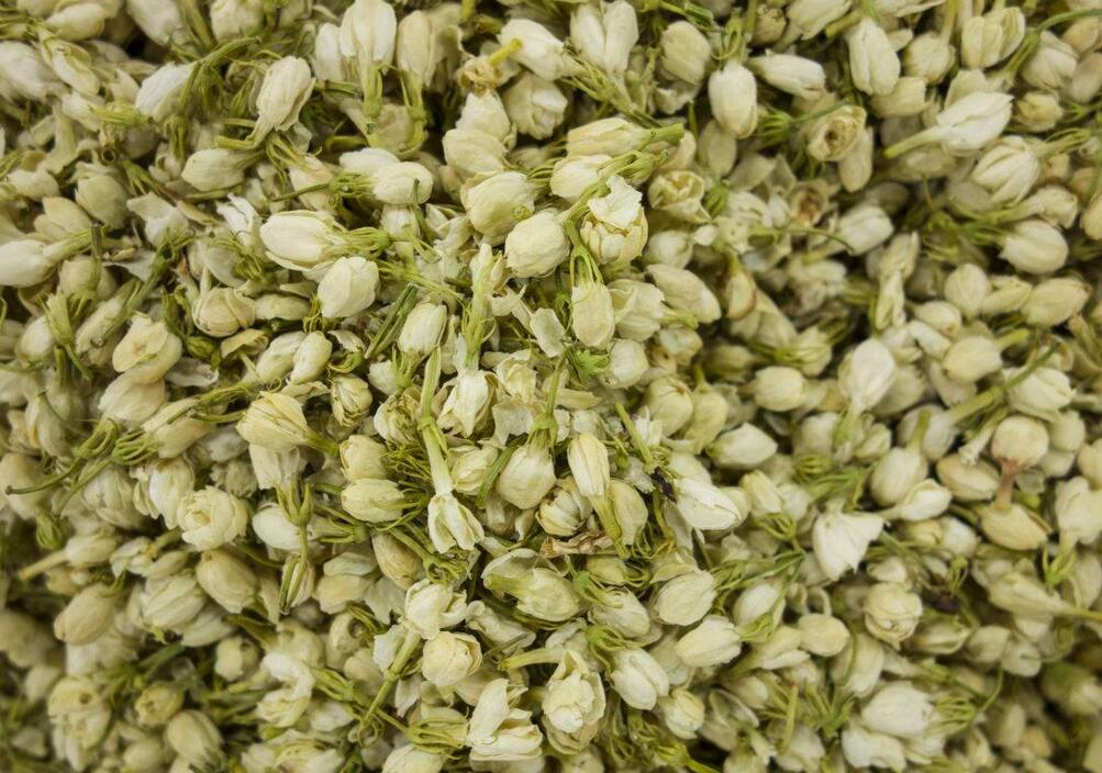 茉莉花茶有什么功效,具有清熱解毒、理氣安神等功效