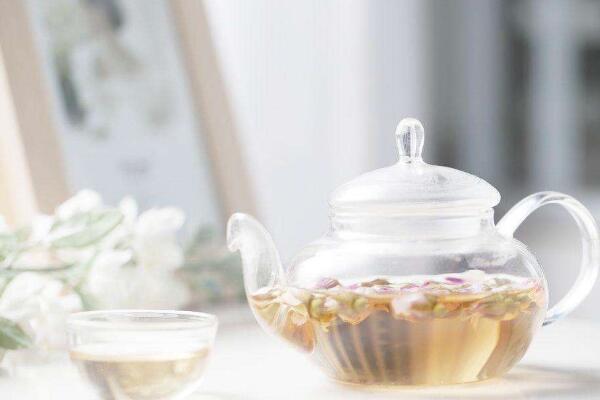 玫瑰花茶的禁忌與功效,美容養顏/緩解疲勞/調經止痛