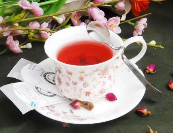 玫瑰花茶可以天天喝嗎,會(huì)導(dǎo)致腹瀉、引起身體不適