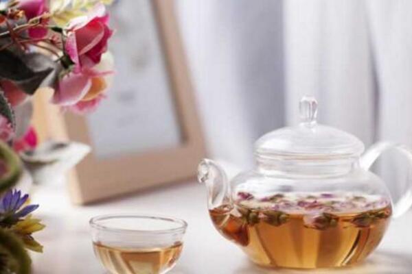 玫瑰花茶可以豐胸嗎,需要與其他食物一同搭配才行