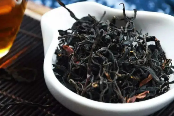 白芽奇蘭是紅茶還是綠茶,白芽奇蘭茶是什么茶