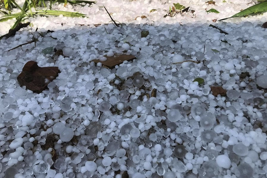 冰雹怎么圍繞雹核進(jìn)行形成?