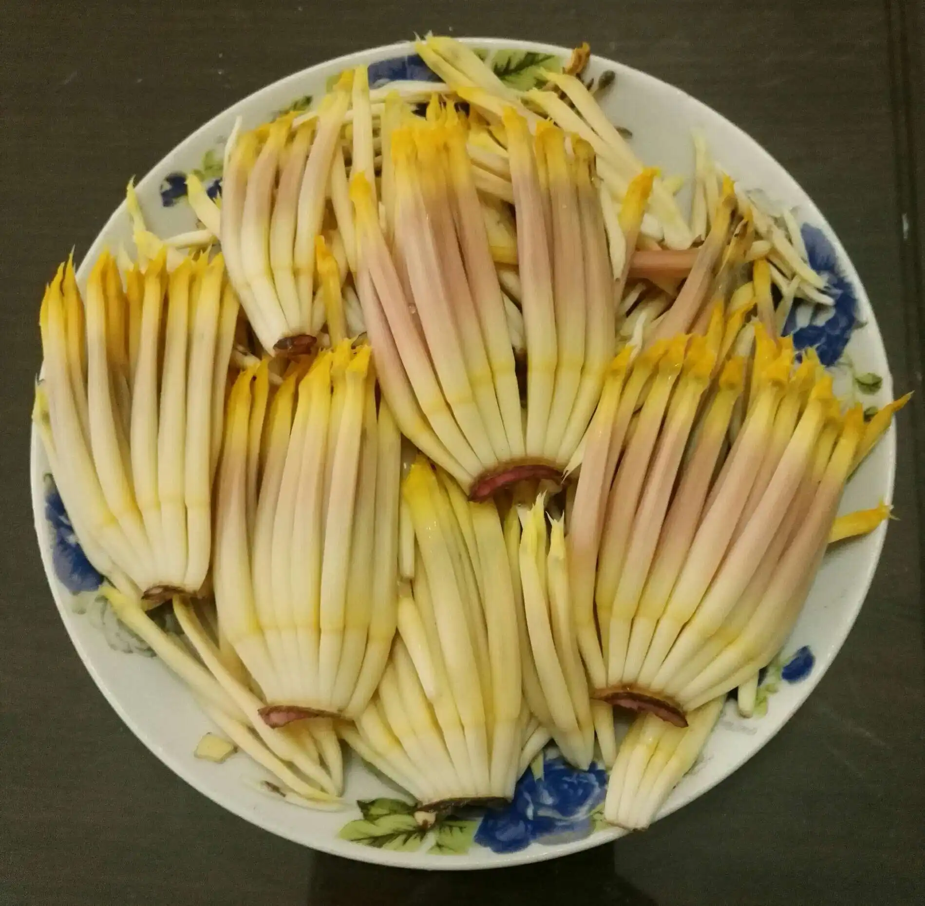 芭蕉花從觀賞到美食,揭秘這朵花的食用價值探索熱帶食材的無限可能!