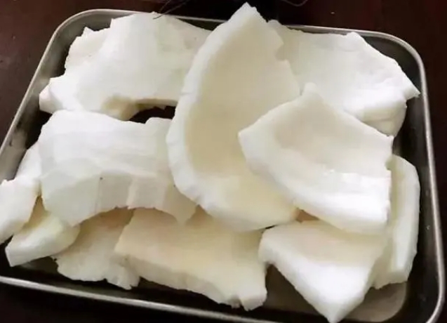 <b>椰子控必看！解鎖椰子肉直接生吃的正確姿勢</b>