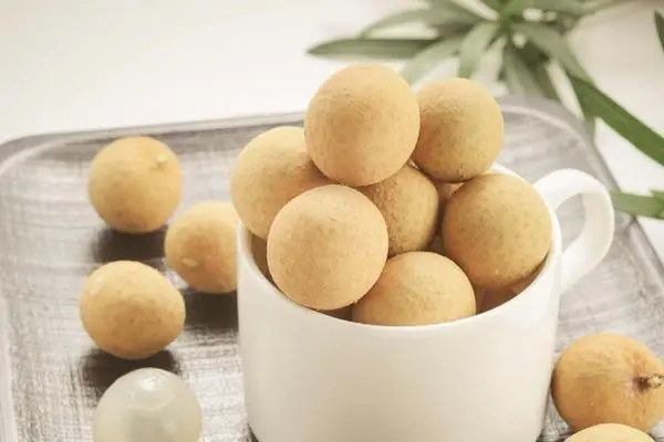 桂圓雖好,但吃多了不僅會(huì)上火,如何才能平衡食用和健康
