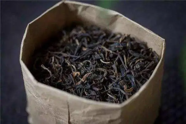 茶葉過期了還能喝嗎?品質評估與安全考量,科學判斷飲用價值