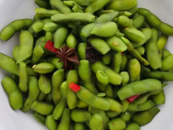 毛豆煮多久才熟透?科學烹飪法,時間短味道贊,保留毛豆營養又美味!