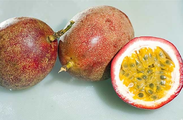 <b>百香果真的一果百味？香飄四溢的極致誘惑！</b>
