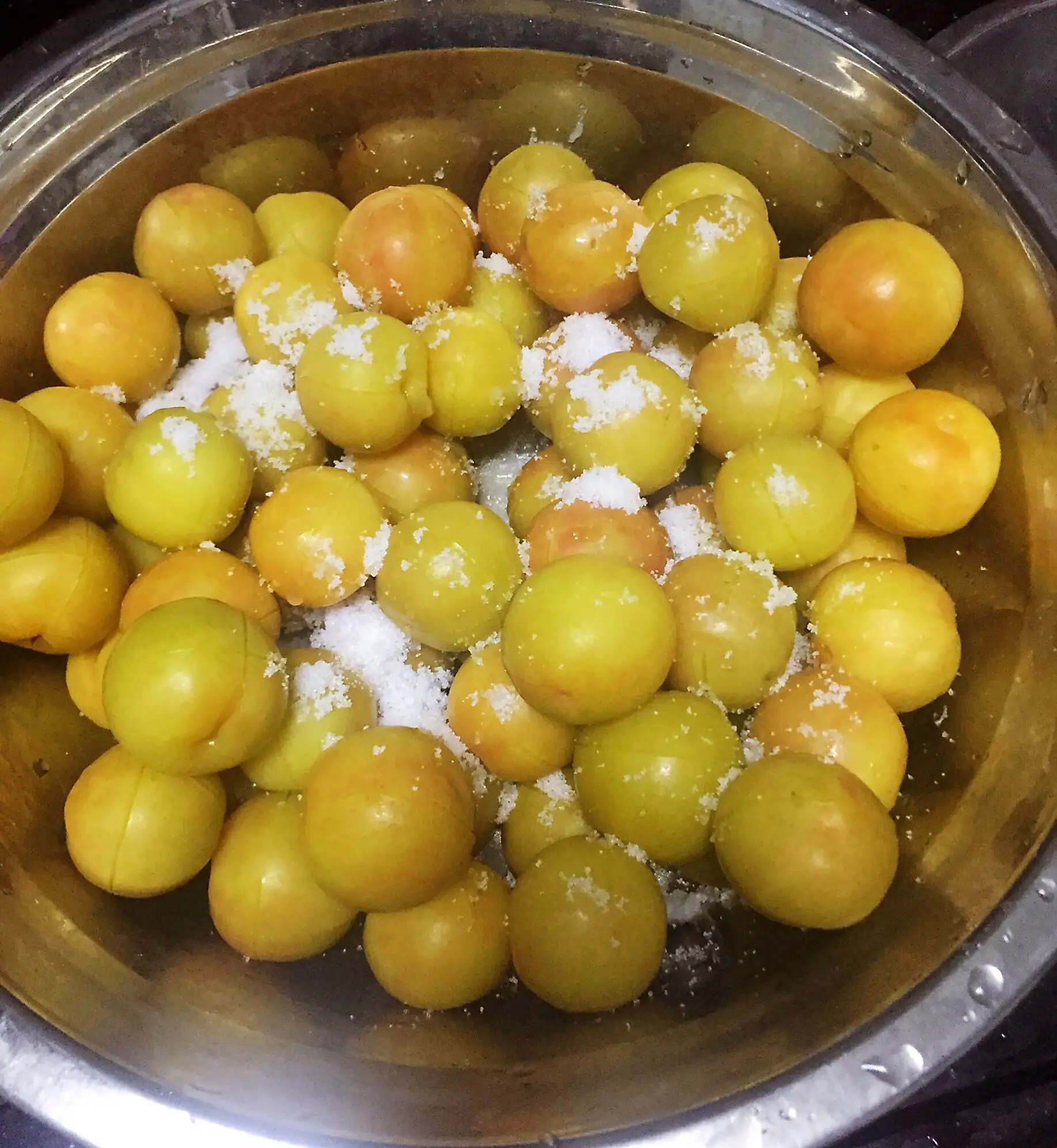 李子酸澀難入口?教你三招輕松變身夏日甜蜜果。