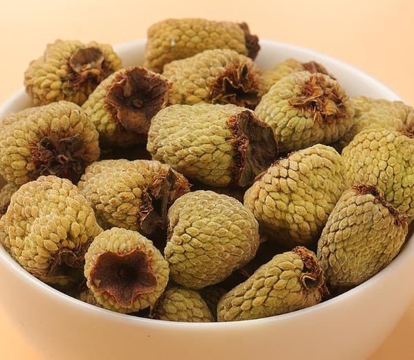 覆盆子怎么挑選?用它泡茶的功效與作用有什么?